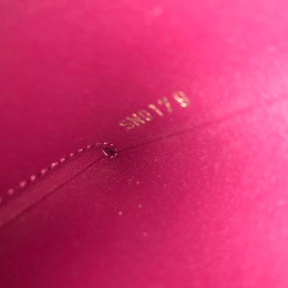 Louis Vuitton small kirigami - Picture 2 of 8